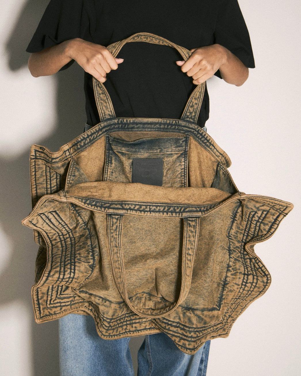 {M.Lu} Y/Project Maxi Wire Denim Tote