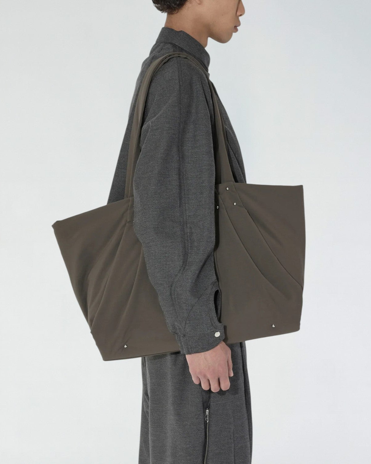 {M.Lu} _J.L - A.L_ Eon Bag