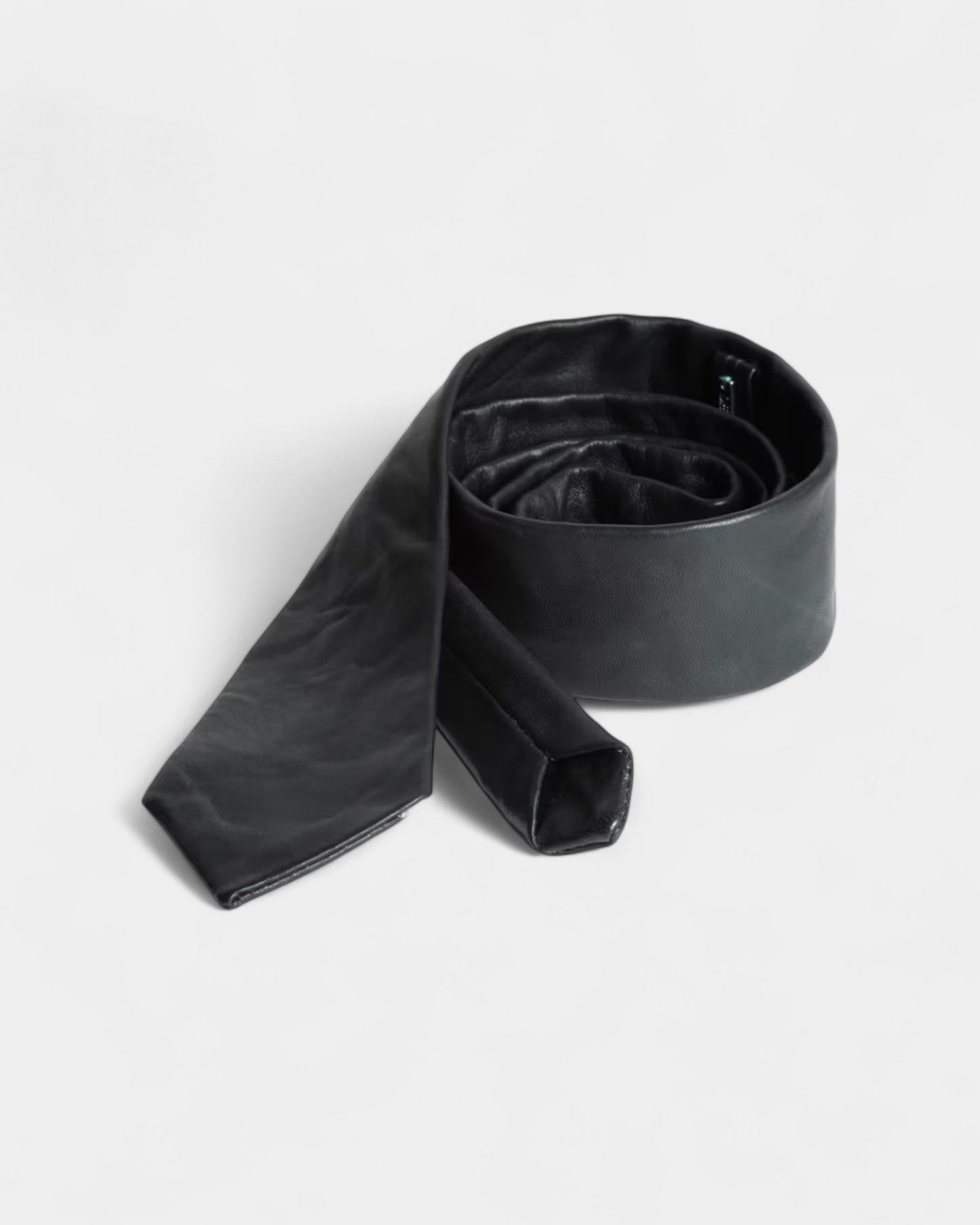 {M.Lu} Deadwood Leather Tie