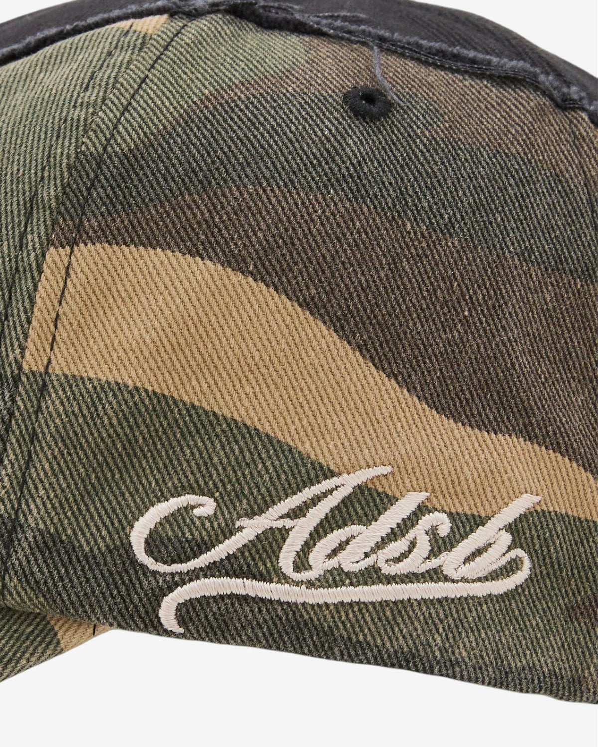 {M.Lu} Anersson Bell Camouflage Split Panelled Cap