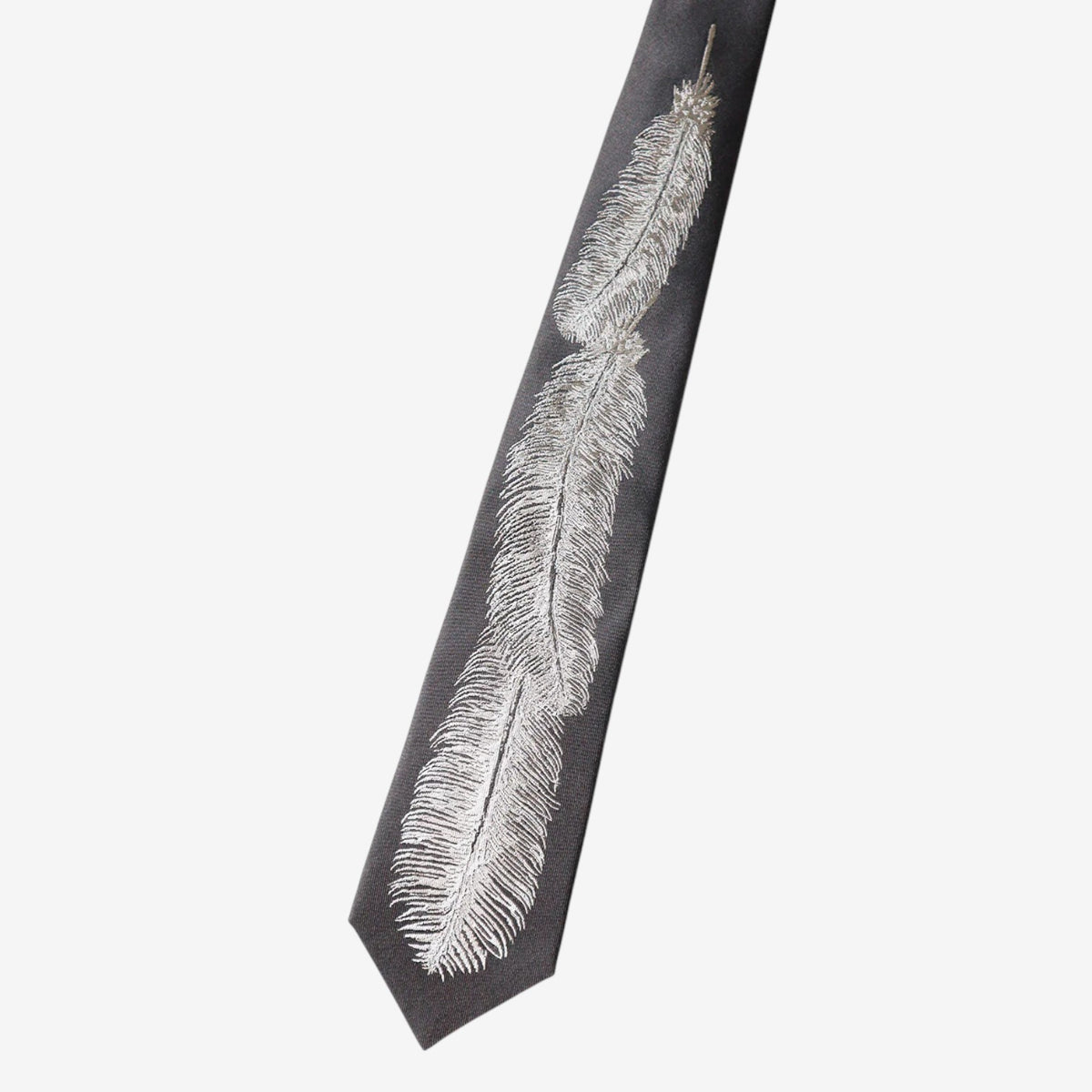 {M.Lu} Kapital Feather Silk Tie