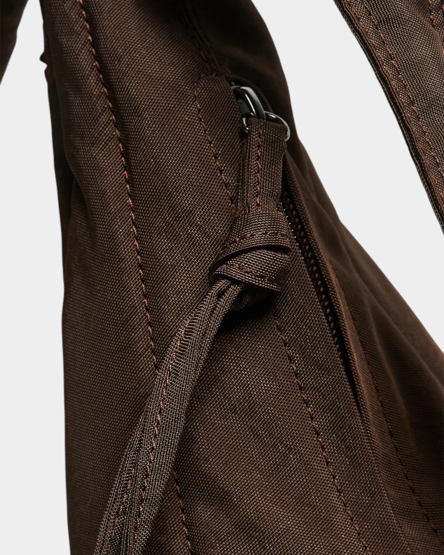 {M.Lu} Lemaire Medium Soft Game Bag Shiitake