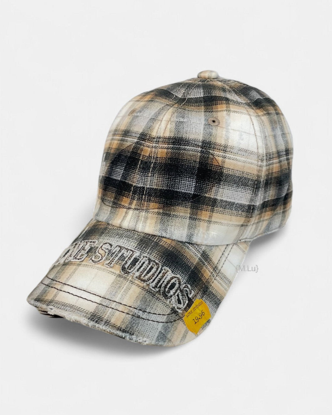 {M.Lu} Acne Studios Distressed Cap