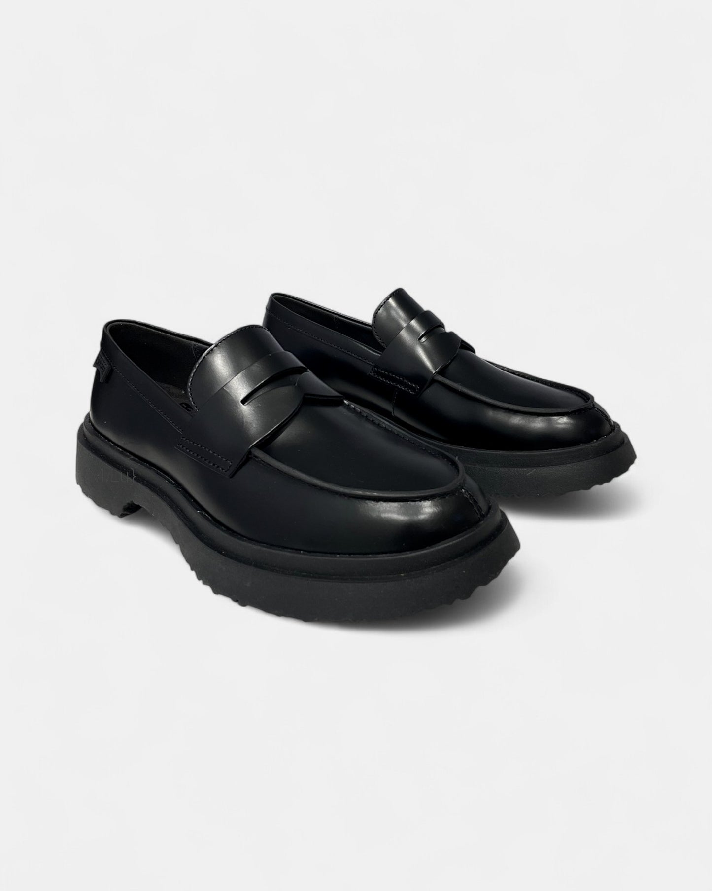 {M.Lu} CAMPER Walden Leather Loafers