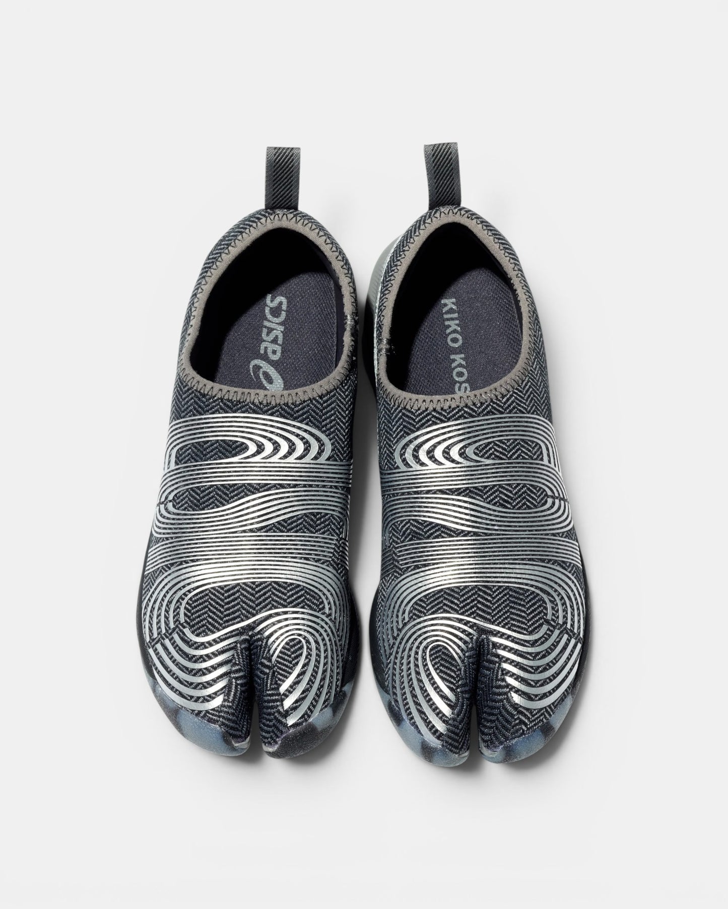 {M.Lu} Asics x Kiko Kostadinov Lysa FF Tabi Sneakers