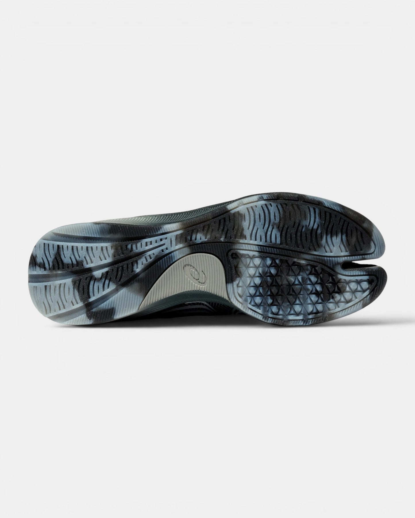 {M.Lu} Asics x Kiko Kostadinov Lysa FF Tabi Sneakers