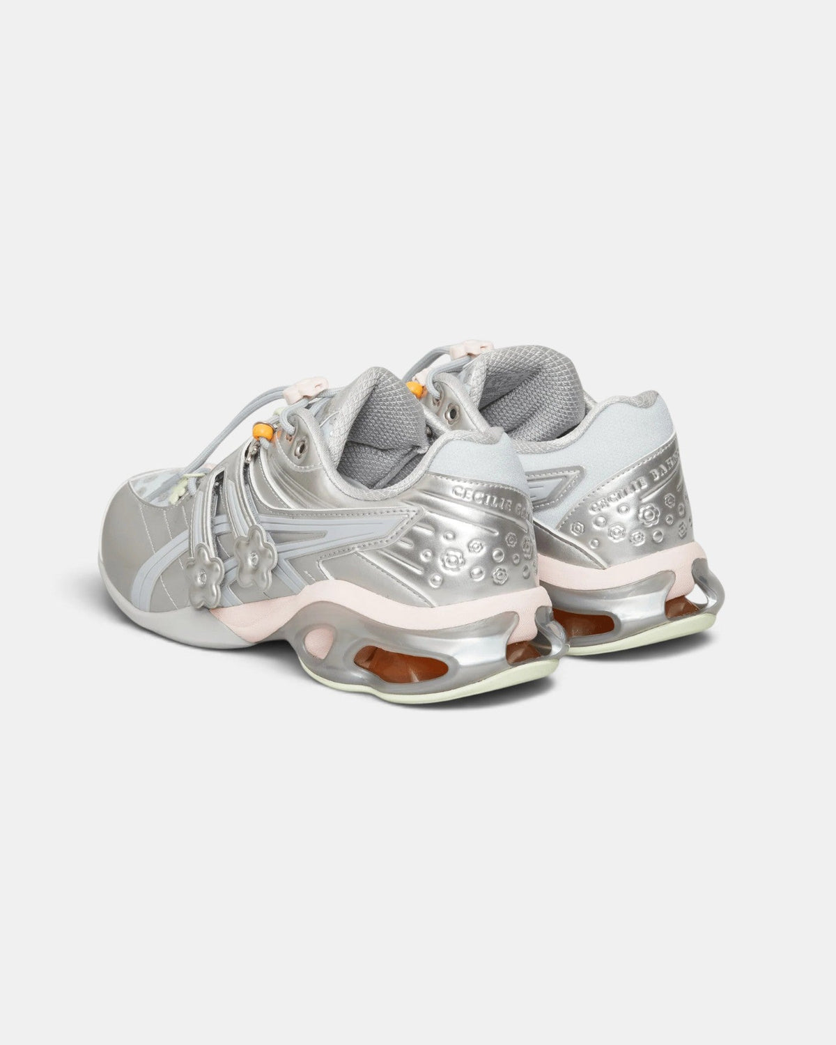 {M.Lu} Asics GEL-Kinetic FR x Cecilie Bahnsen Sneakers
