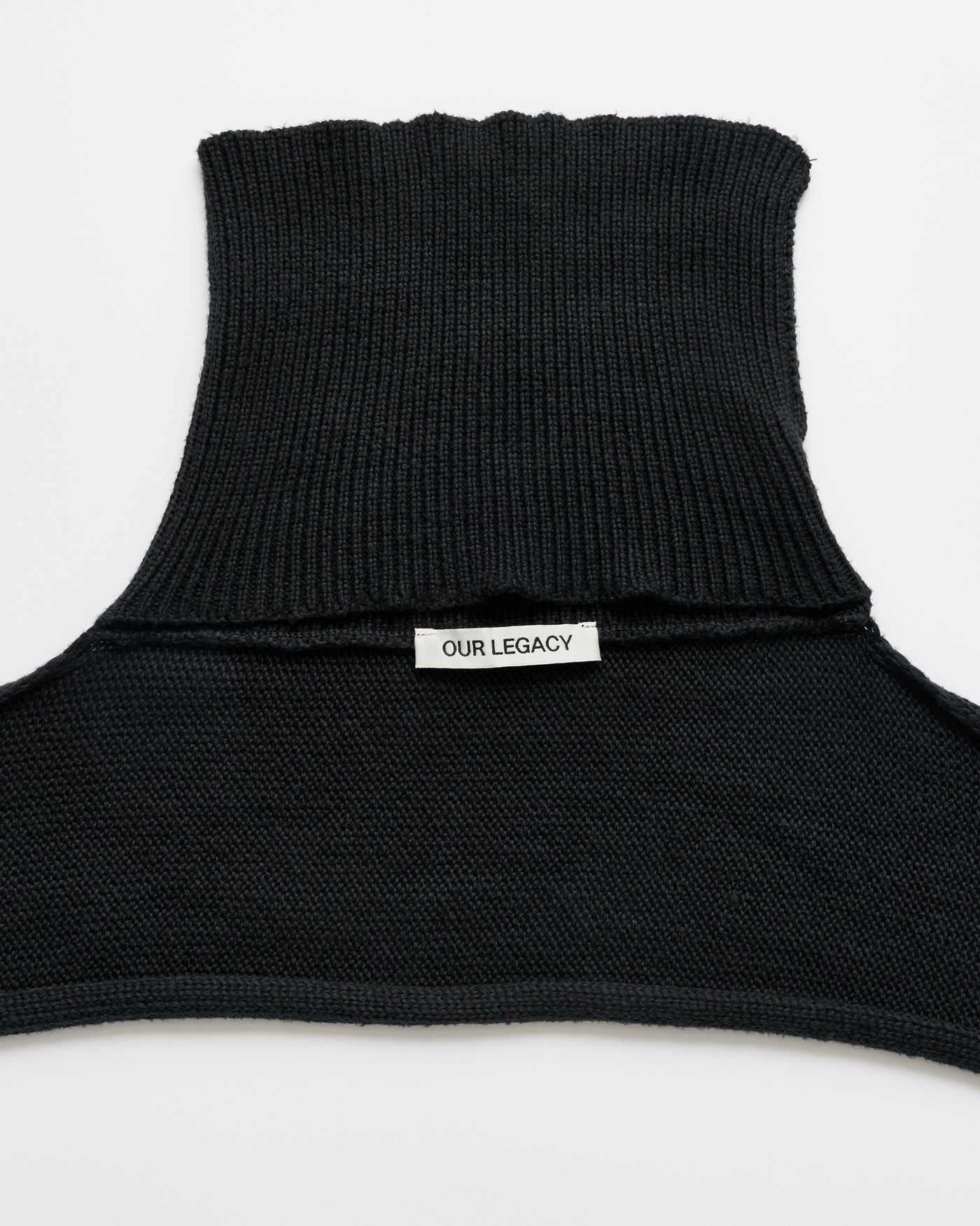 {M.Lu} Our Legacy Mock Scarf