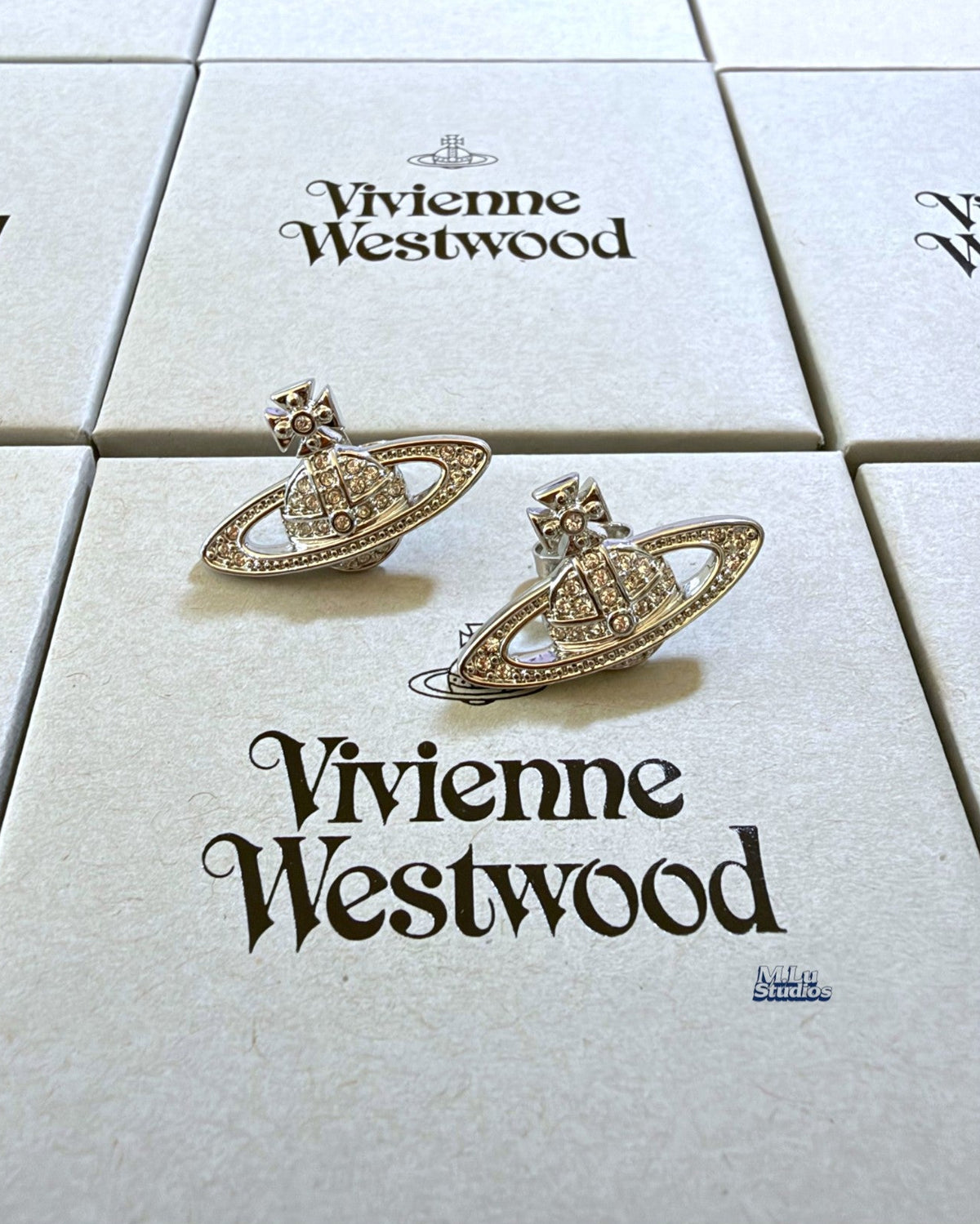 {M.Lu} Vivienne Westwood Mini Bas Relief Earrings