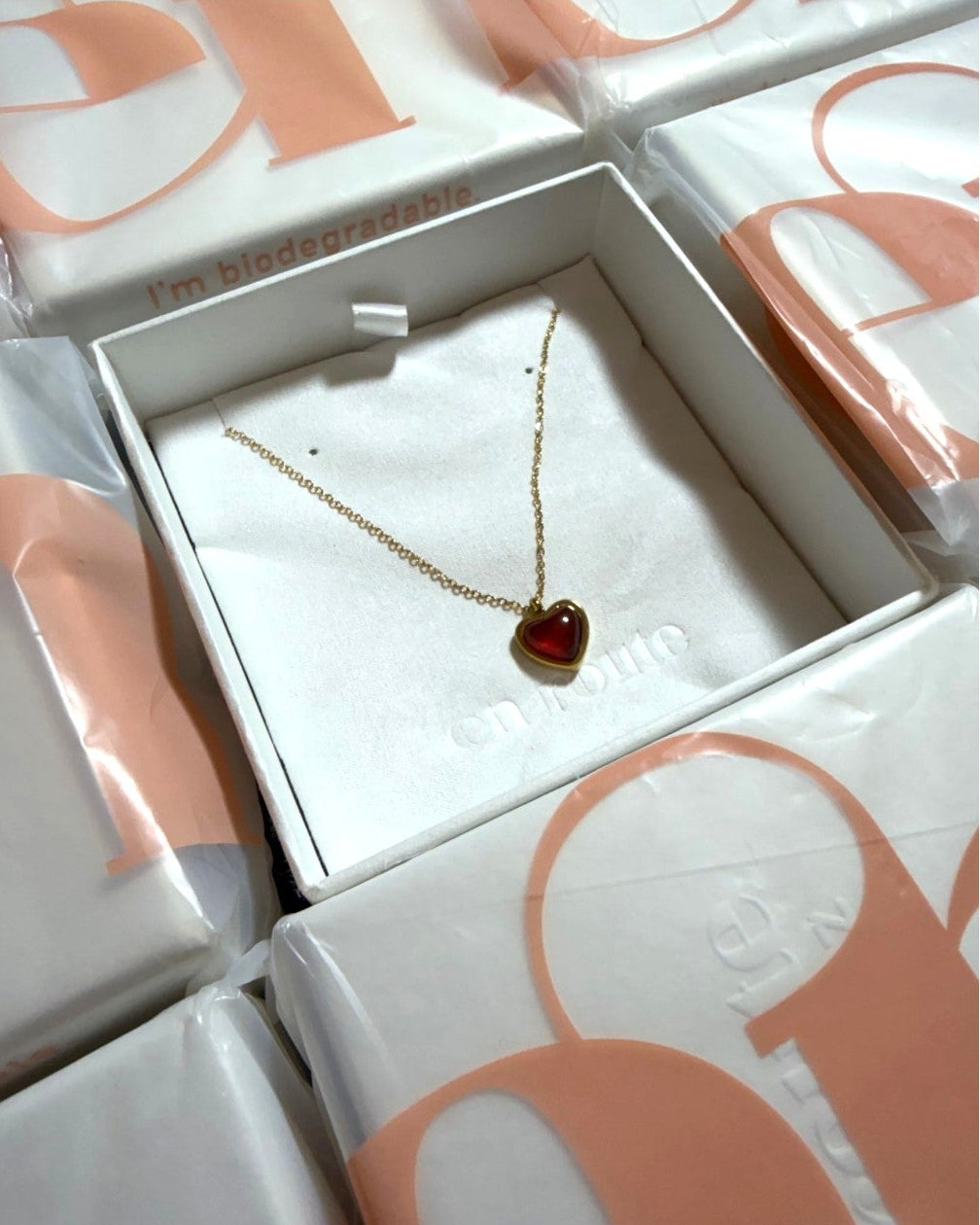 {M.Lu} en route Carnelian Stone Heart Necklace