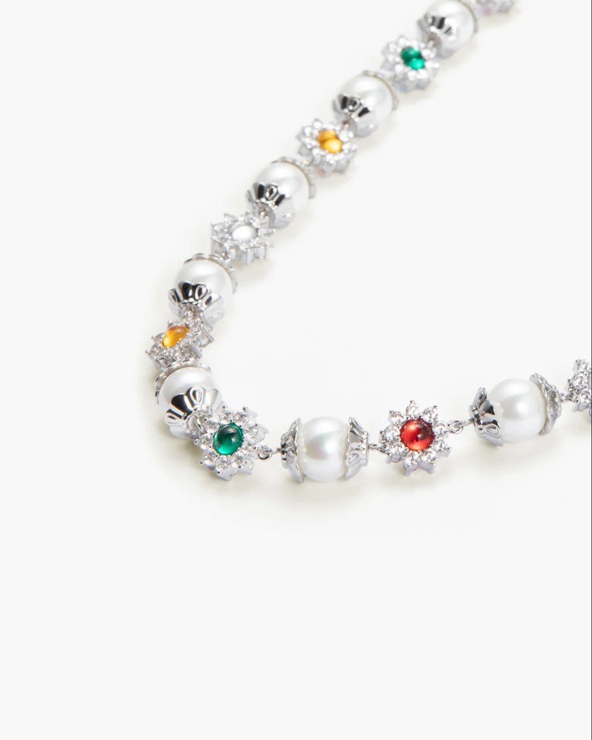{M.Lu} en route Daisy Pearl Necklace