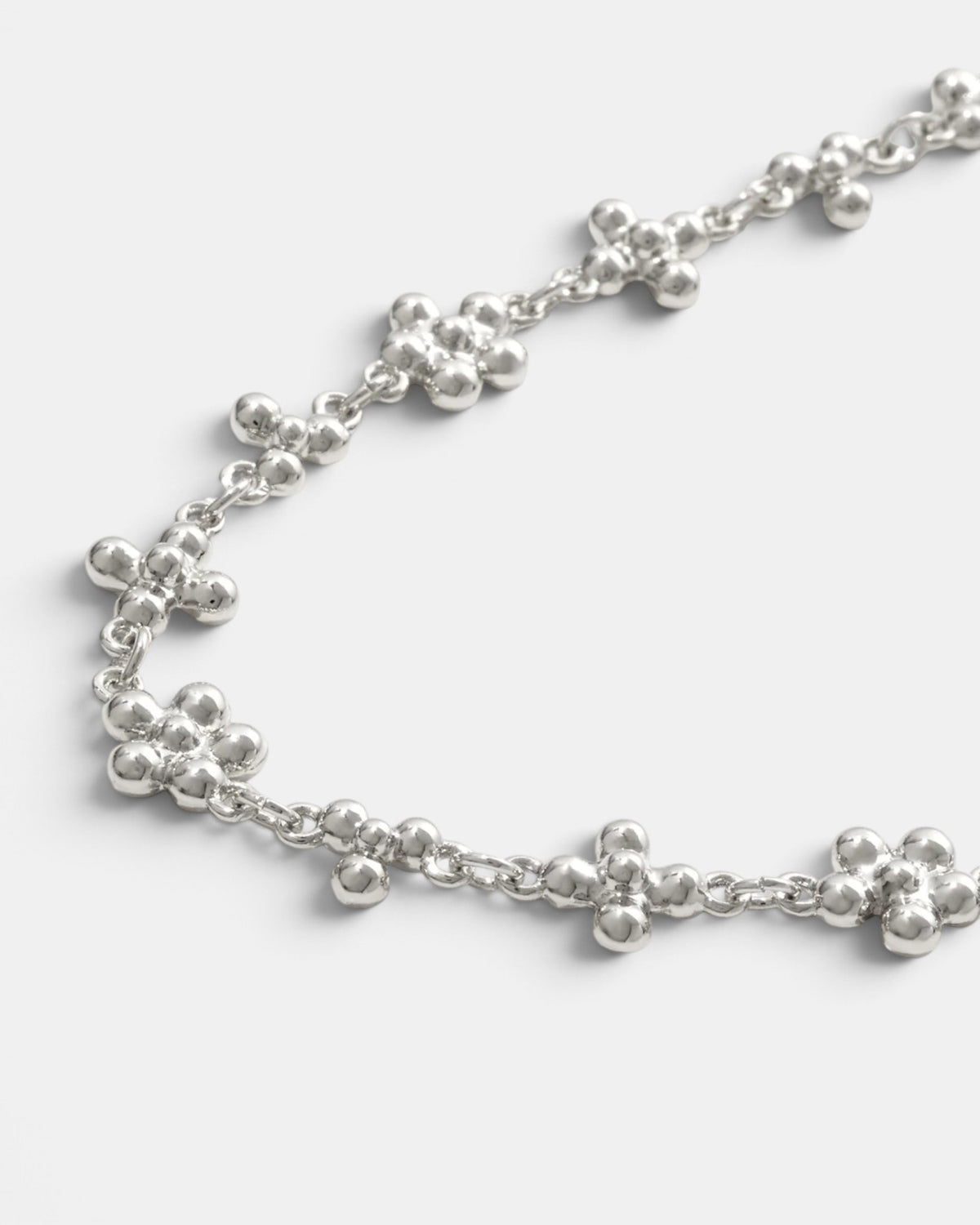 {M.Lu} en route Daisy Molecule Bracelet