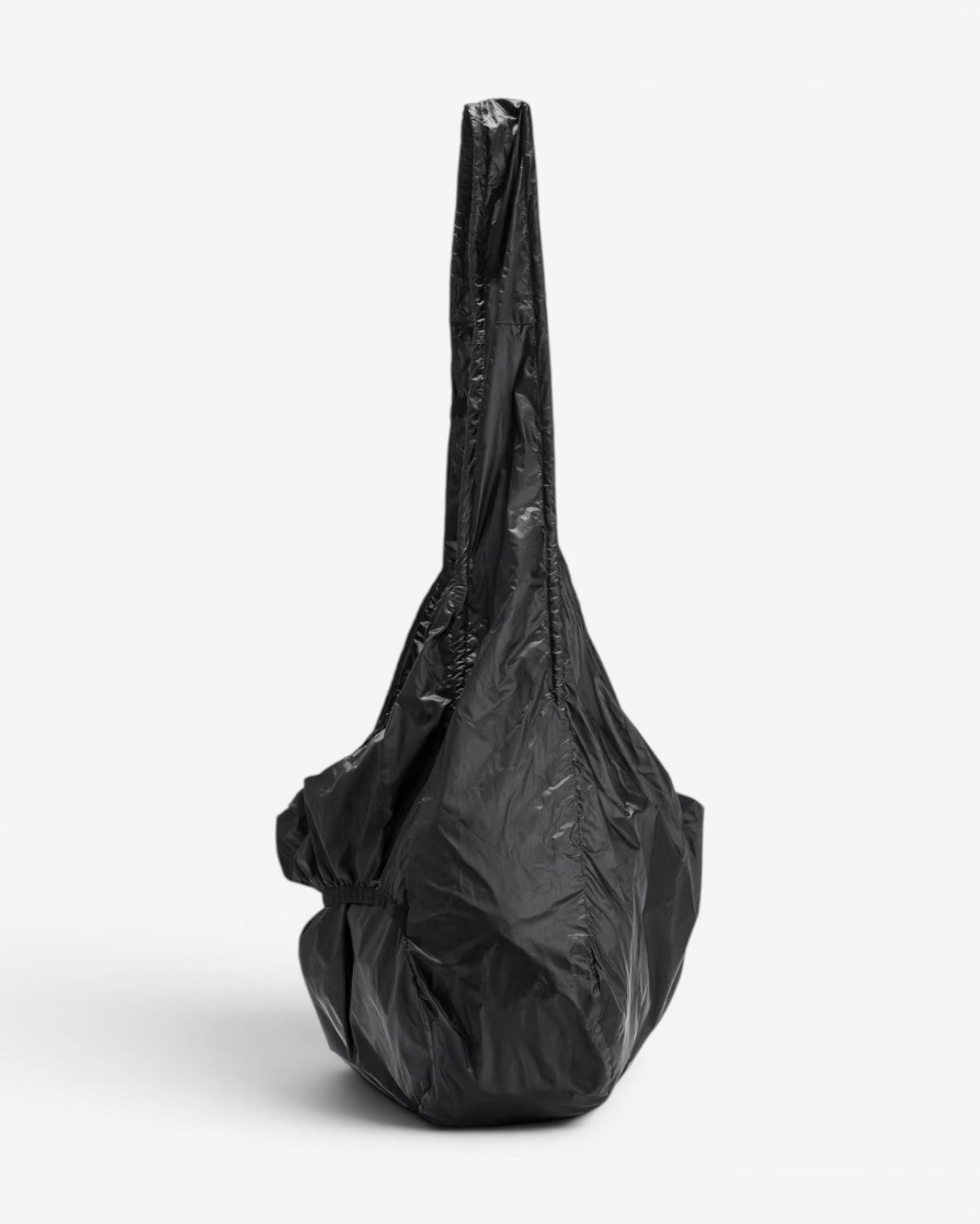{M.Lu} ROA Laki Packable Knot Shoulder Bag