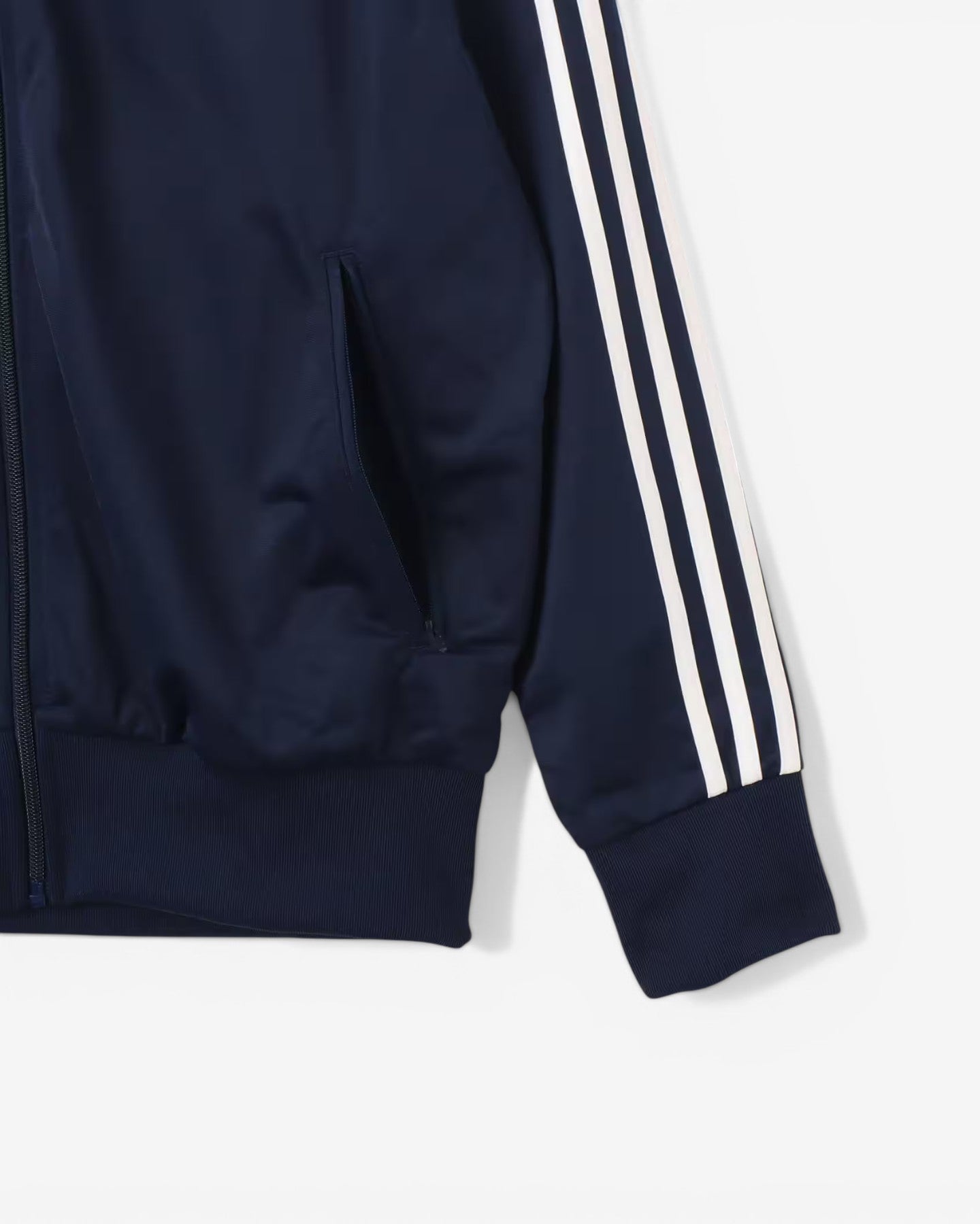 {M.Lu} Adidas Firebird Tracktop