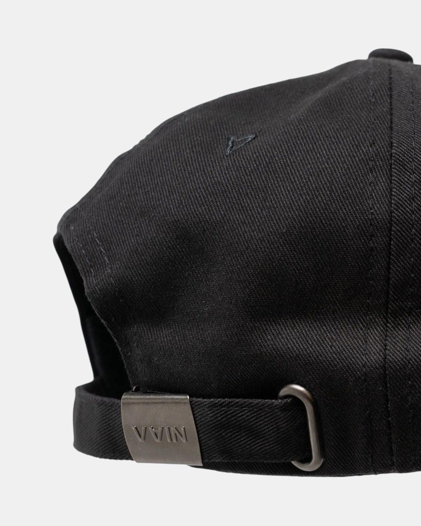 {M.Lu} Vain Two Tone Cap